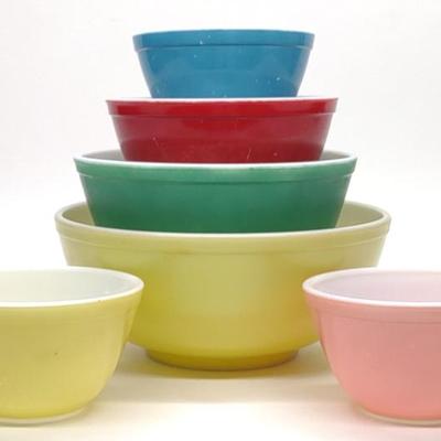 Sale Photo Thumbnail #573: 6 Vintage Pyrex Primary Color Mixing Bowl Set