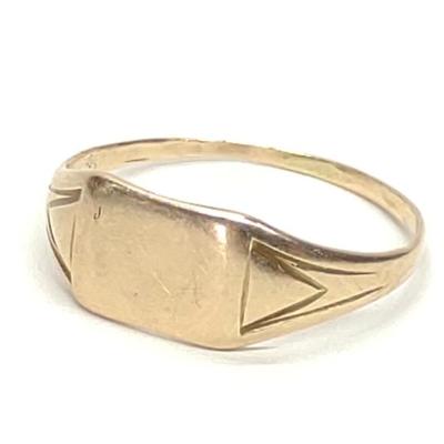 Sale Photo Thumbnail #251: Vintage 10K Yellow Gold Signet Ring (sz 5)