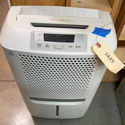 Sale Photo Thumbnail #153