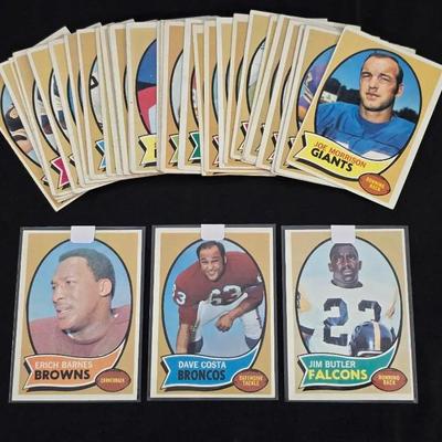 33 1970 Topps Football Cards