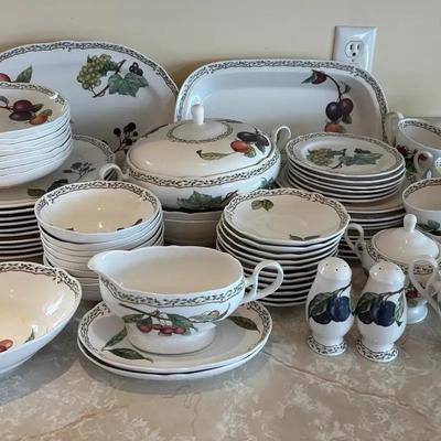 77 Pc Noritake “Royal Orchard” China Set