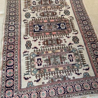 Hand Knotted Wool Rug 4’5”x6’8”