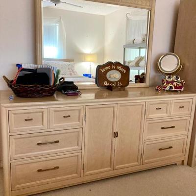 Sale Photo Thumbnail #45