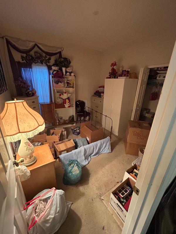 Sale Photo Thumbnail #9