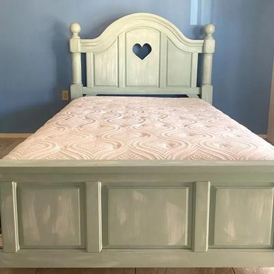 Queen Size Sealy Mattress 