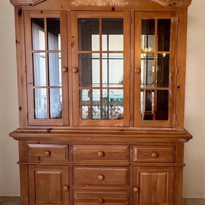 Broyhill Lighted Distressed China Cabinet 
