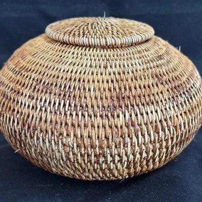 Native American Lidded Small Basket