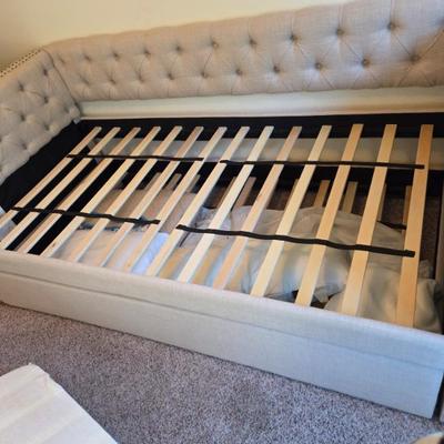 Sale Photo Thumbnail #88