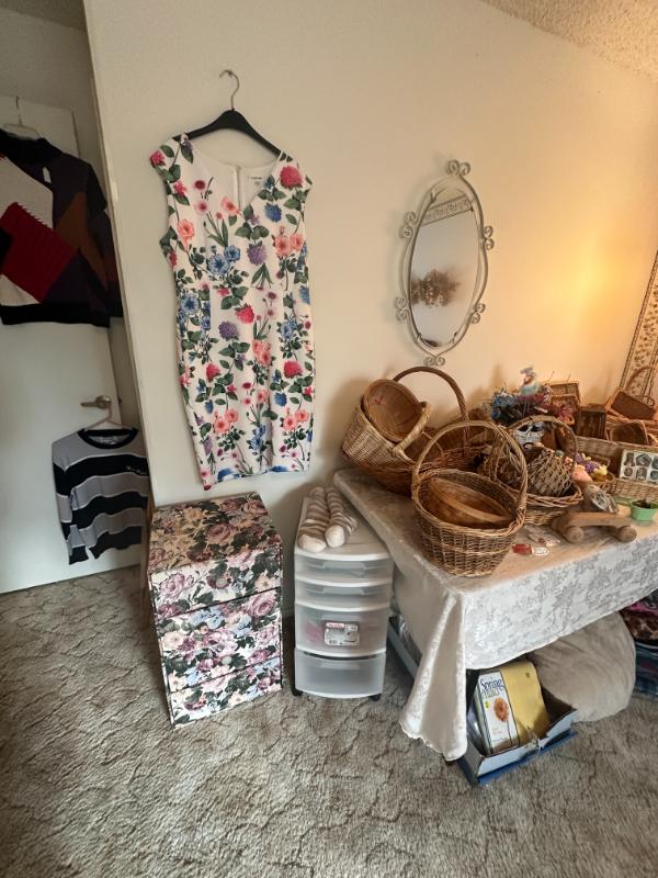 Sale Photo Thumbnail #259