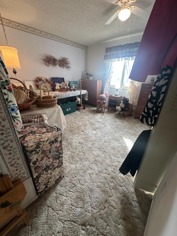 Sale Photo Thumbnail #257