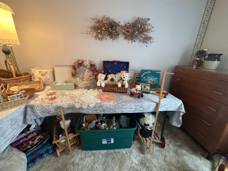 Sale Photo Thumbnail #261