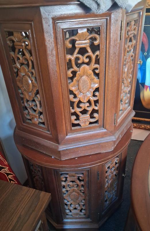 Sale Photo Thumbnail #2