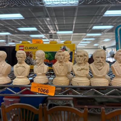 Sale Photo Thumbnail #106