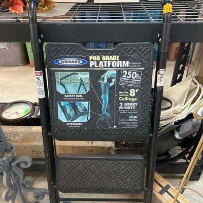 Sale Photo Thumbnail #200