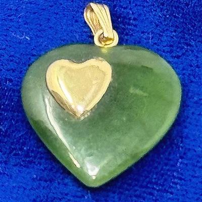 14k Gold And Jade Pendant 
