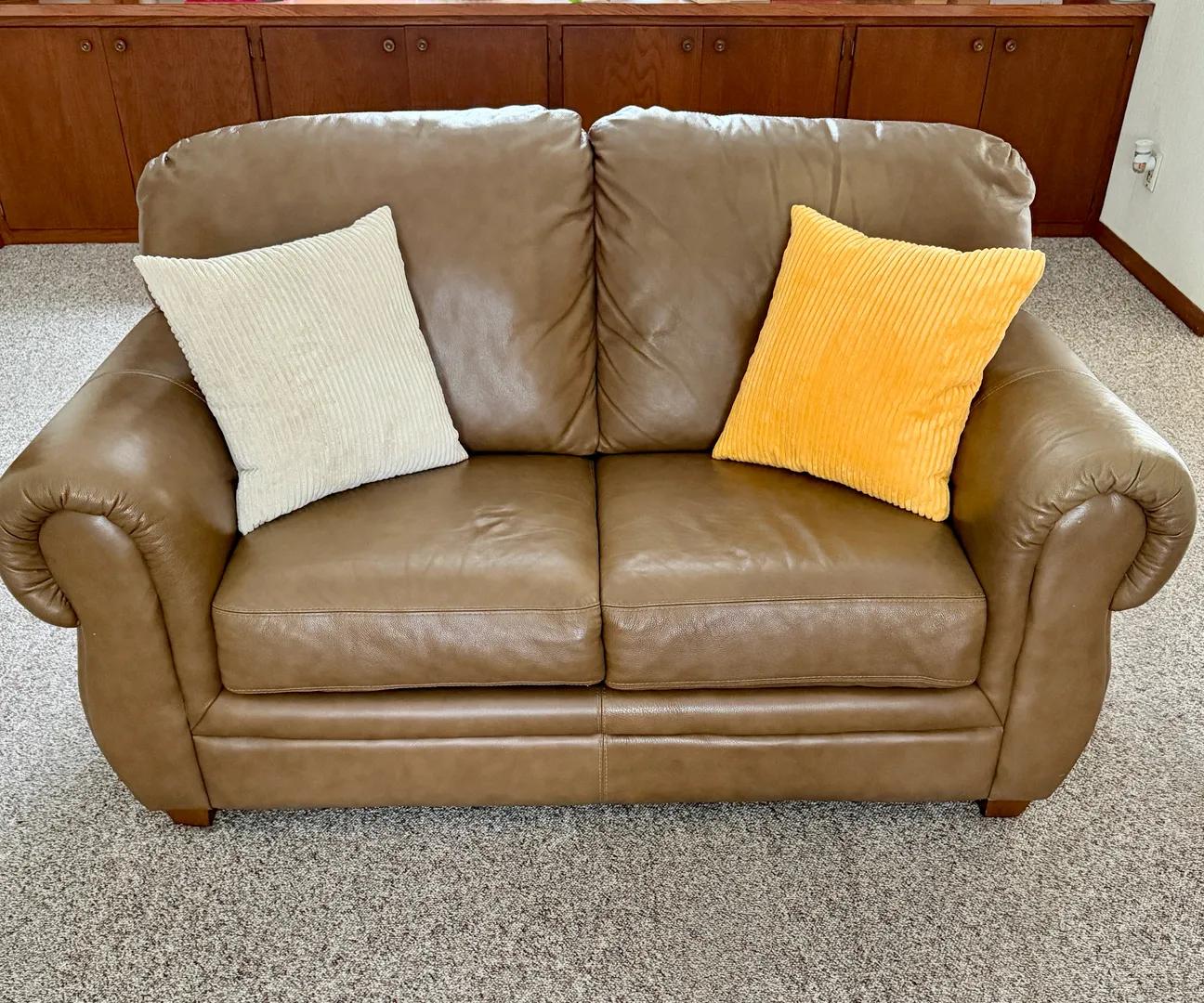 Sale Photo Thumbnail #4