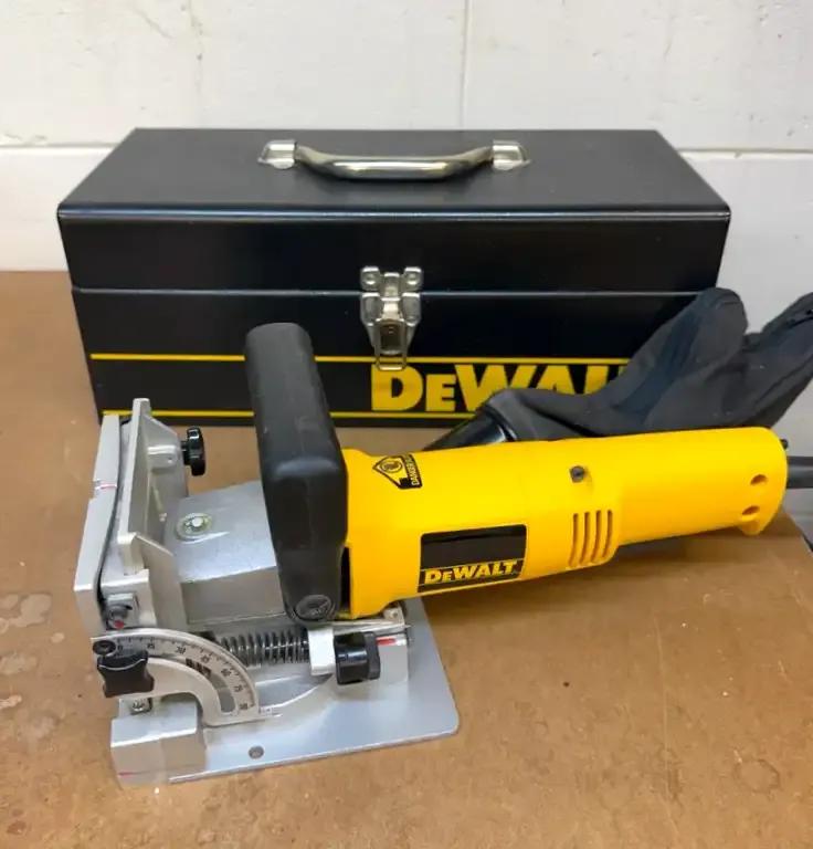 Sale Photo Thumbnail #36