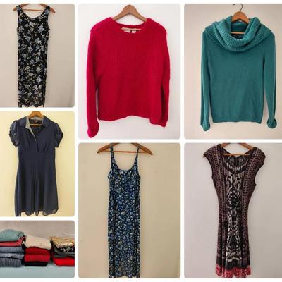 Full Box Of Women's Clothing Petite/Small/Medium