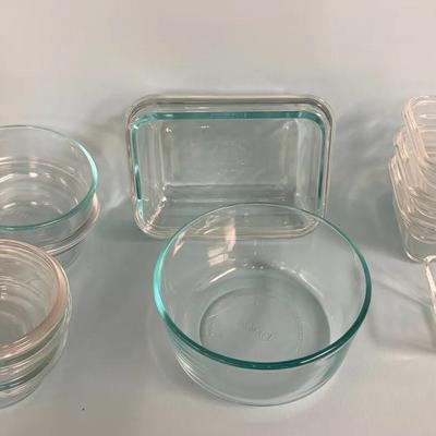 Store & More Pyrex Glassware