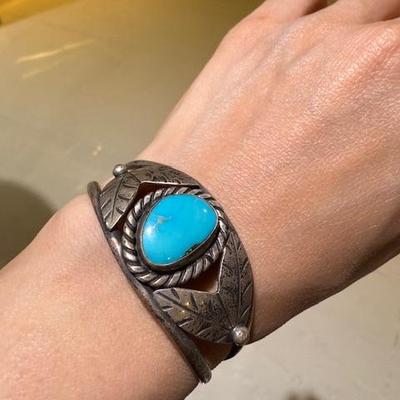 Sale Photo Thumbnail #101