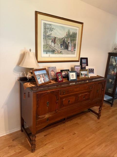 Sale Photo Thumbnail #392