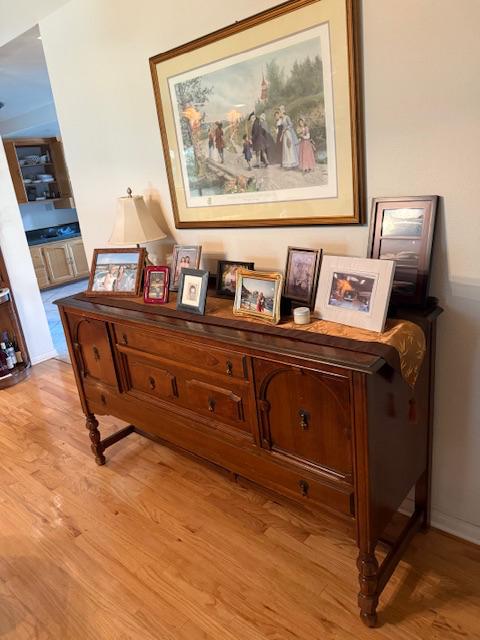 Sale Photo Thumbnail #390