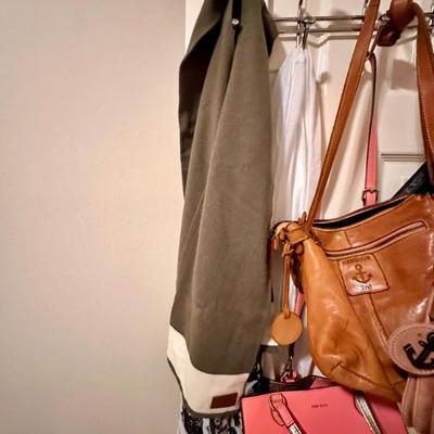 Sale Photo Thumbnail #250