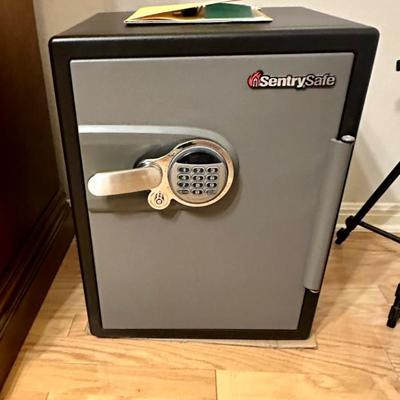 Sale Photo Thumbnail #83