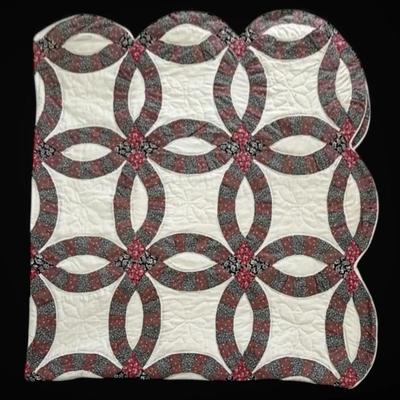 Double Wedding Ring Hand-Sewn Quilt (99" x 96")
