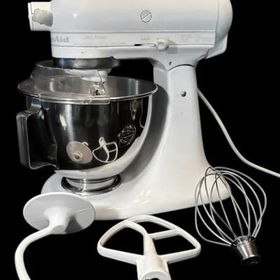 KitchenAid Stand Mixer w/ Attachments (Model: KSM90)