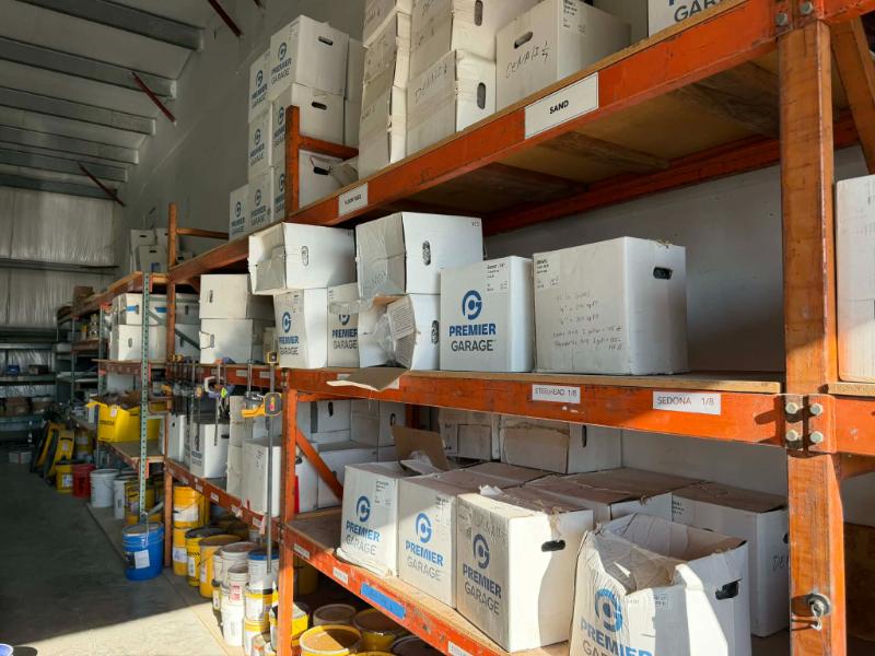 Sale Photo Thumbnail #33