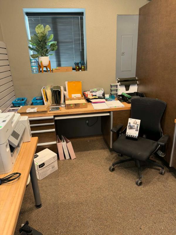 Sale Photo Thumbnail #28