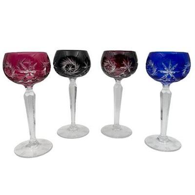 Sale Photo Thumbnail #19: Lot 017- 229   
Italian Art Glass Cased Controlled Bubble Vase