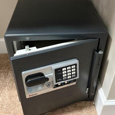 Sale Photo Thumbnail #52