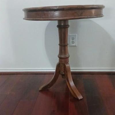 Round Side Table
