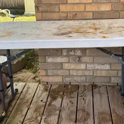 Adjustable Folding Table 