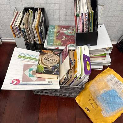 Quilting & Cross Stitch Magazines And Patterns 