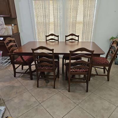 Duncan Phyfe Vintage Dining Table 