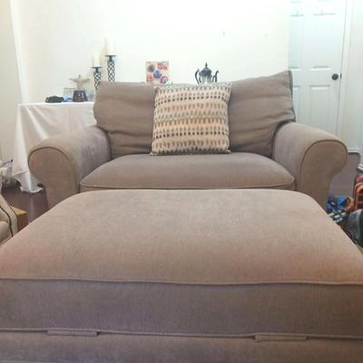 Large Comfy Chair with Ottoman 