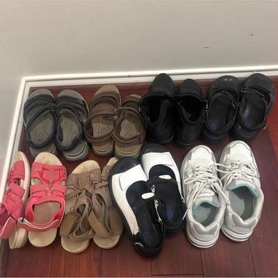 Women’s 8-8.5 Shoes