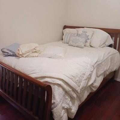 Queen Size Mattress, Headboard, Footboard and Bedding 