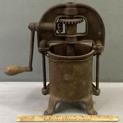 Sale Photo Thumbnail #765