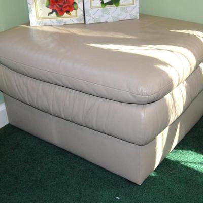 Sale Photo Thumbnail #115: Leather Otoman 