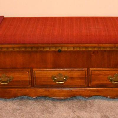 Sale Photo Thumbnail #21: Lane Cedar Chest 