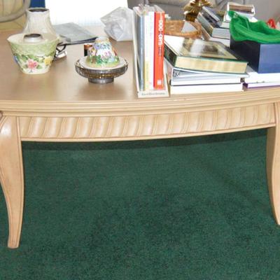 Sale Photo Thumbnail #102:  Nice Coffee Table 