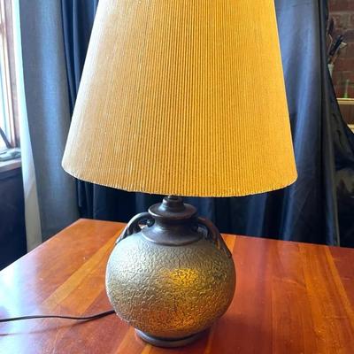Lamp With Round Base