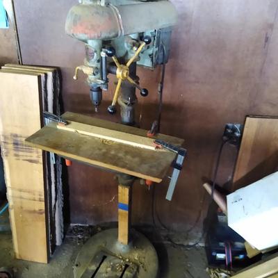 WORKING Vintage Walker Turner Standing Drill Press