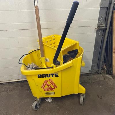 Commercial Mop And Rolling Bucket