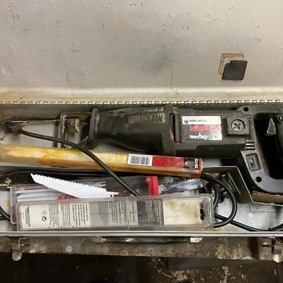 Black And Decker Industrial Heavy Duty Cut Saw