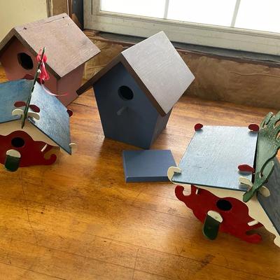 Lot Of Bird Houses